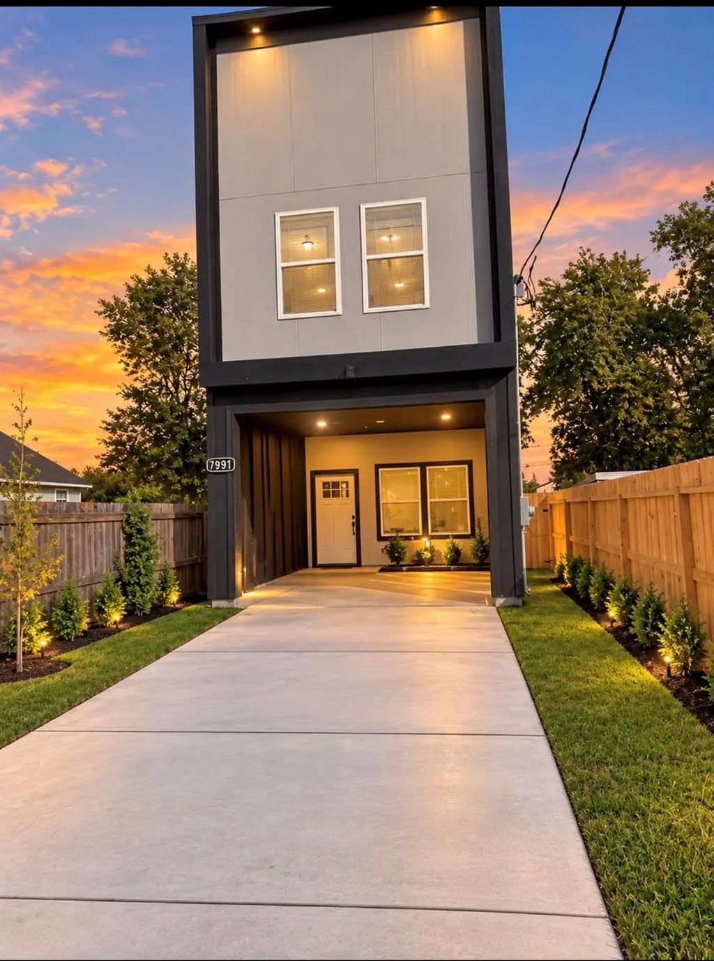 7991 Boy Street, Houston