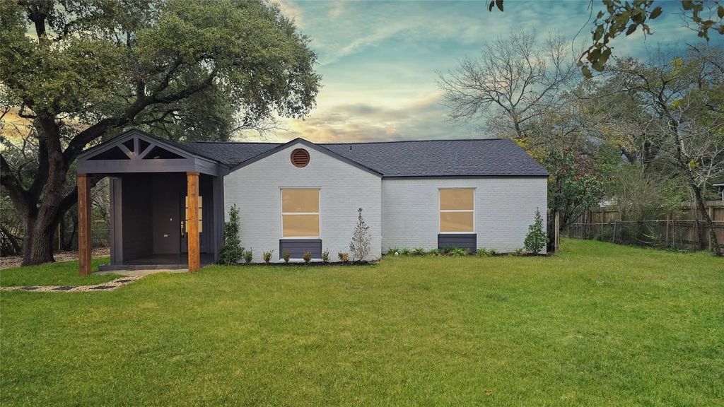 3803 Ridgewood Street, Bryan