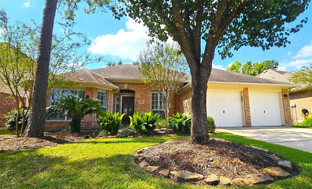 1023 Compass Cove Circle, Spring