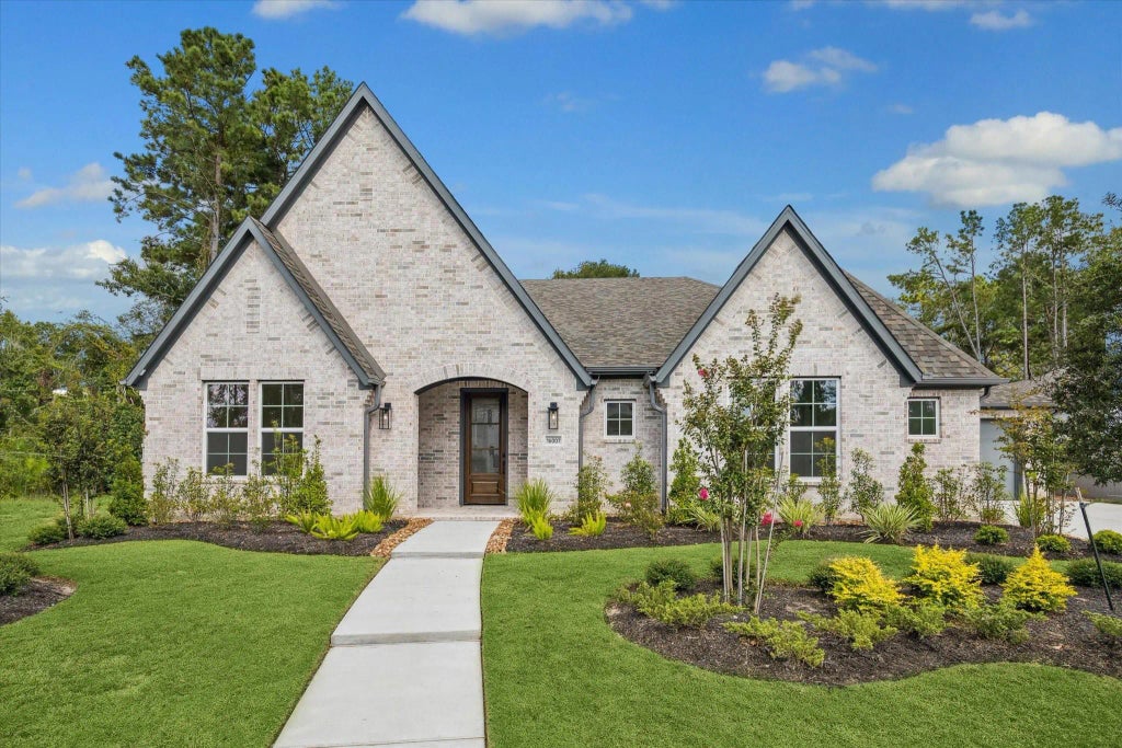 16007 Bonjour Boulevard, Conroe