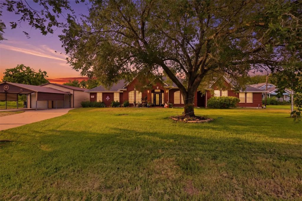 6803 Dogwood Street, Manvel