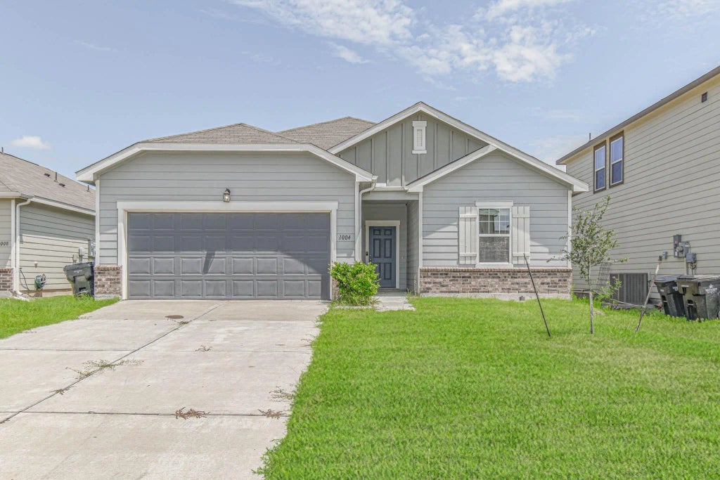 1004 Wild Enclave Ln, Brookshire