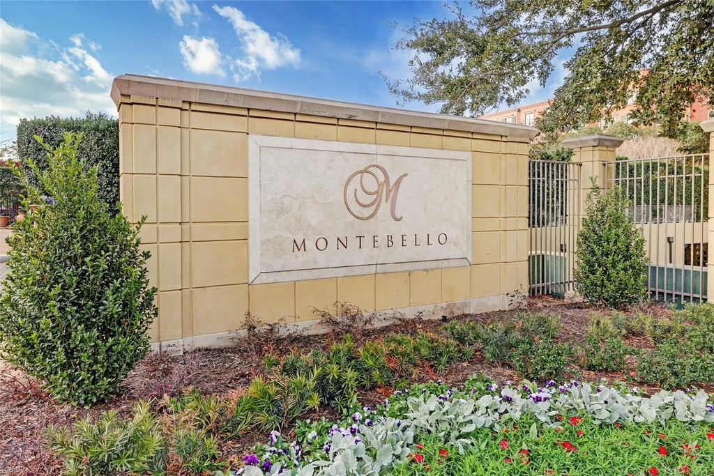 1100 Uptown Park Boulevard 23, Houston