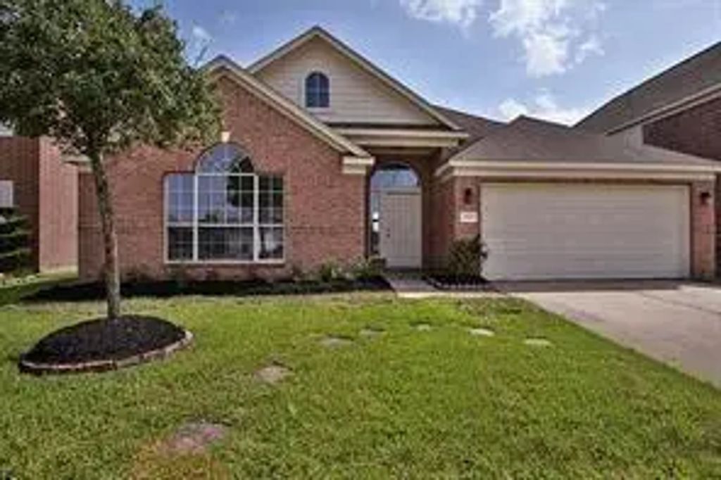 19115 Dawntreader Drive, Cypress