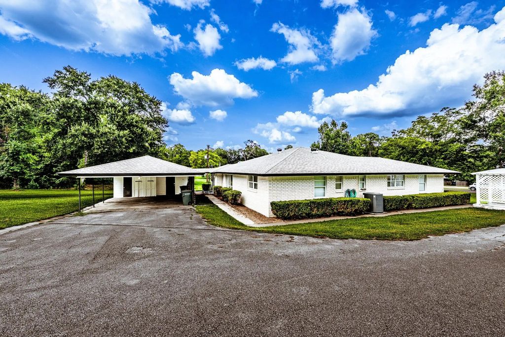 1797 Sh 30 E, Huntsville