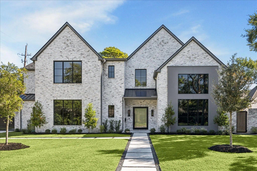 267 Maple Valley Road, Houston