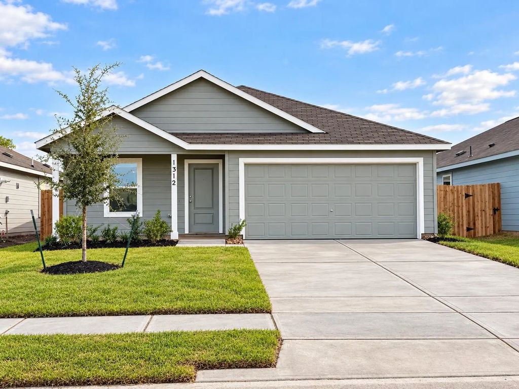 1312 Wharton Lakes Boulevard, Wharton