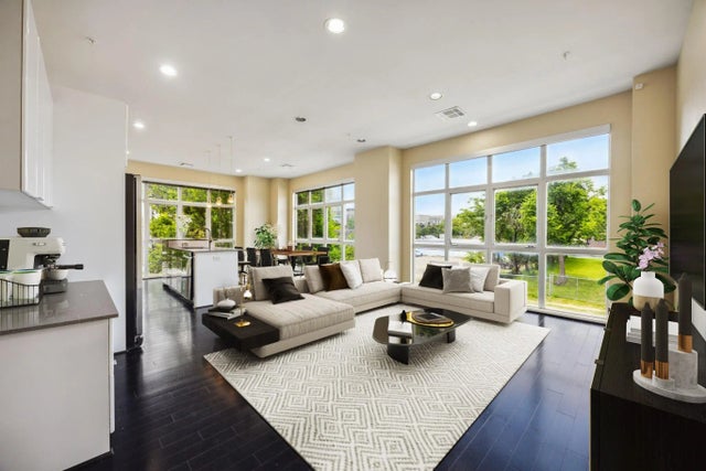 207 Pierce Street 205, Houston