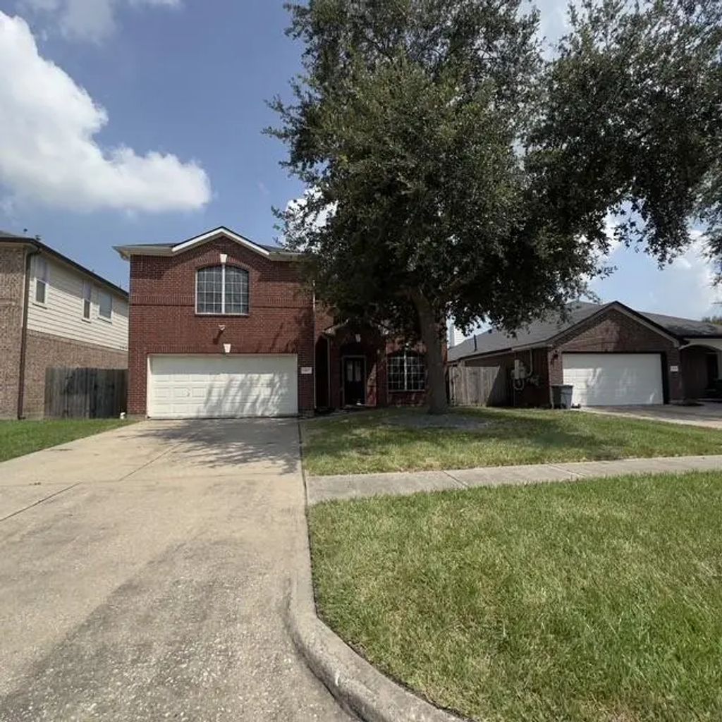2417 Seguine Drive, Deer Park