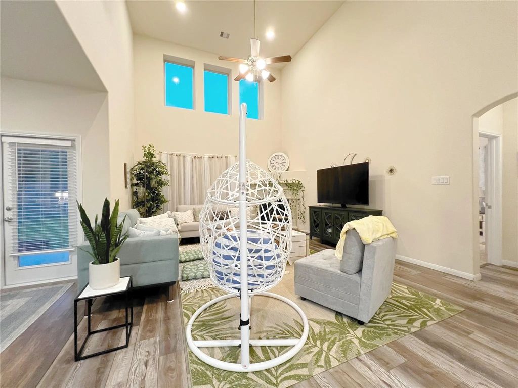 23488 Aiken Woods Drive, New Caney