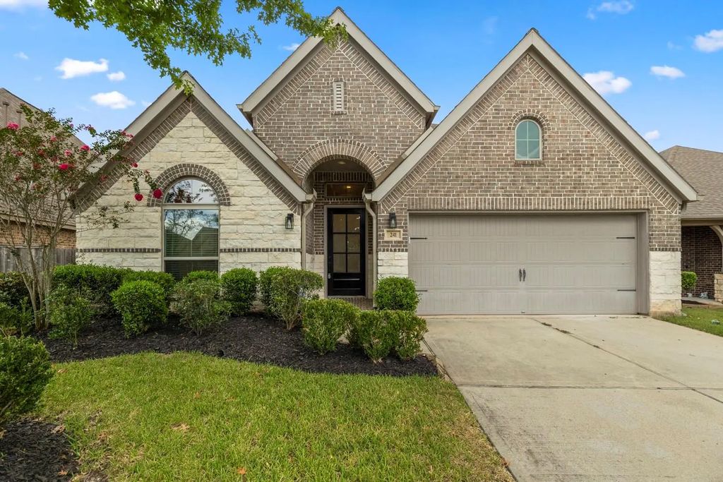 241 Trillium Park Loop, Conroe