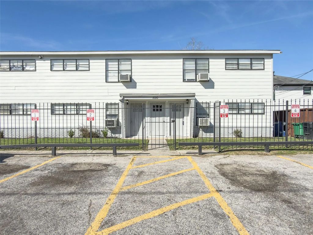 5010 Ennis Street 3, Houston