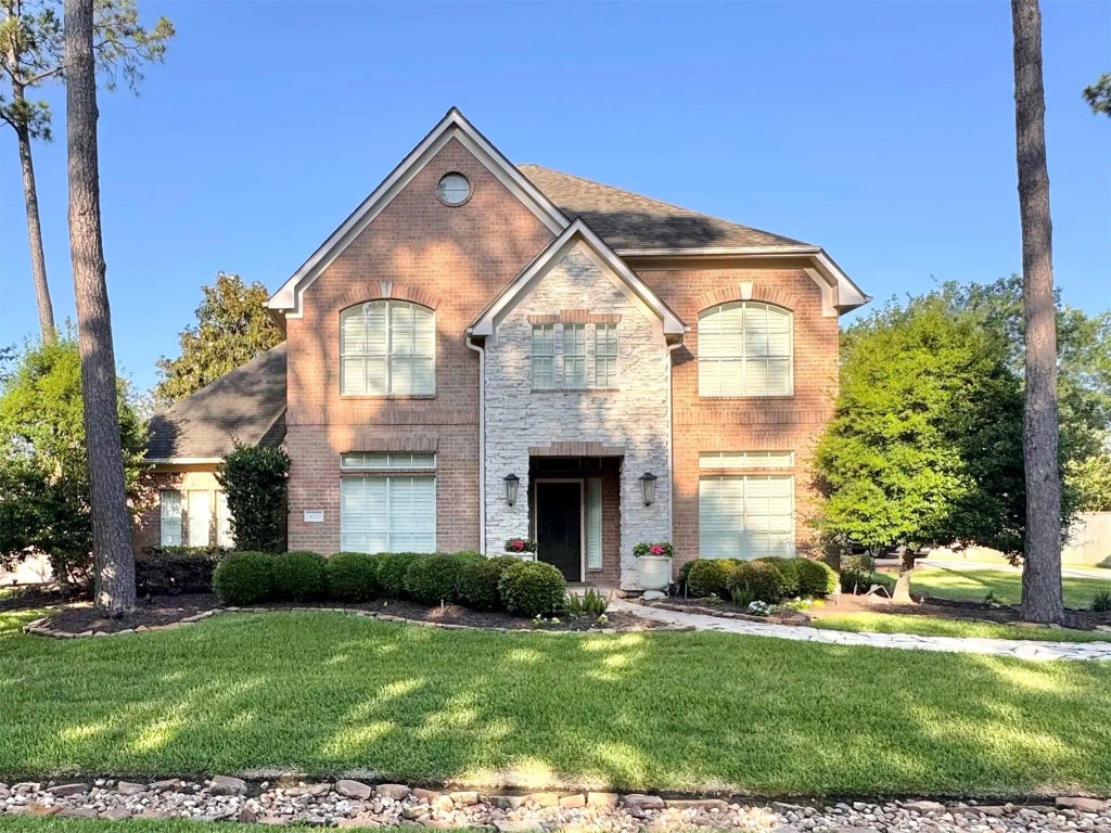 1011 Oak Park Lane, Friendswood