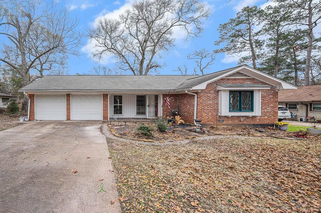 1508 N San Jacinto Street, Conroe