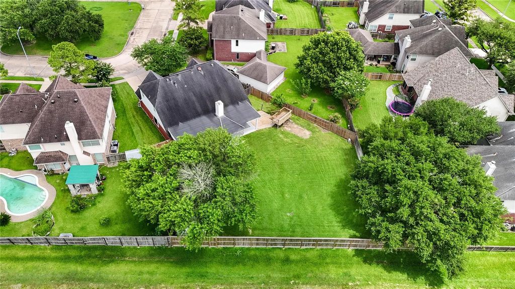 12606 Brandon Bend Drive, Missouri City
