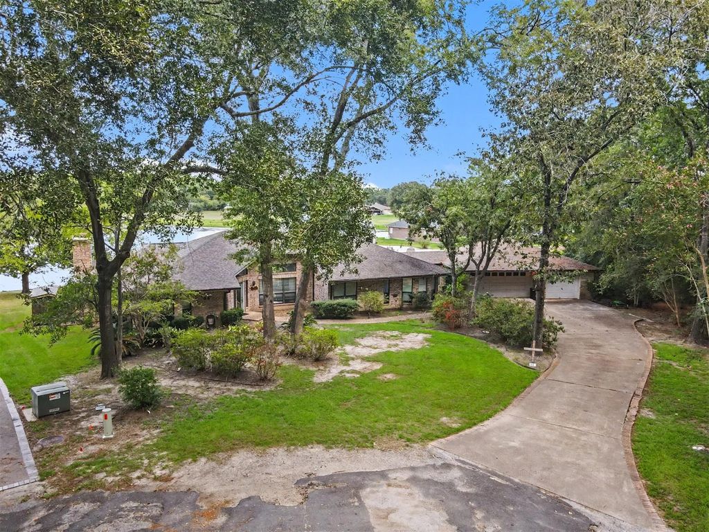 98 Glenheath, Trinity