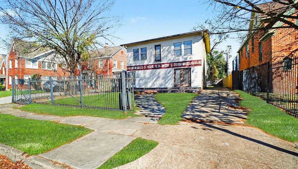 2005 Wentworth Street, Houston