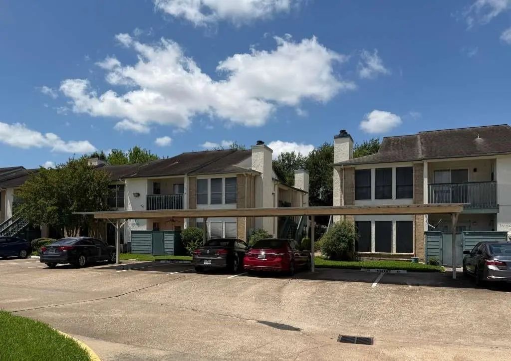 250 El Dorado Boulevard 190, Houston