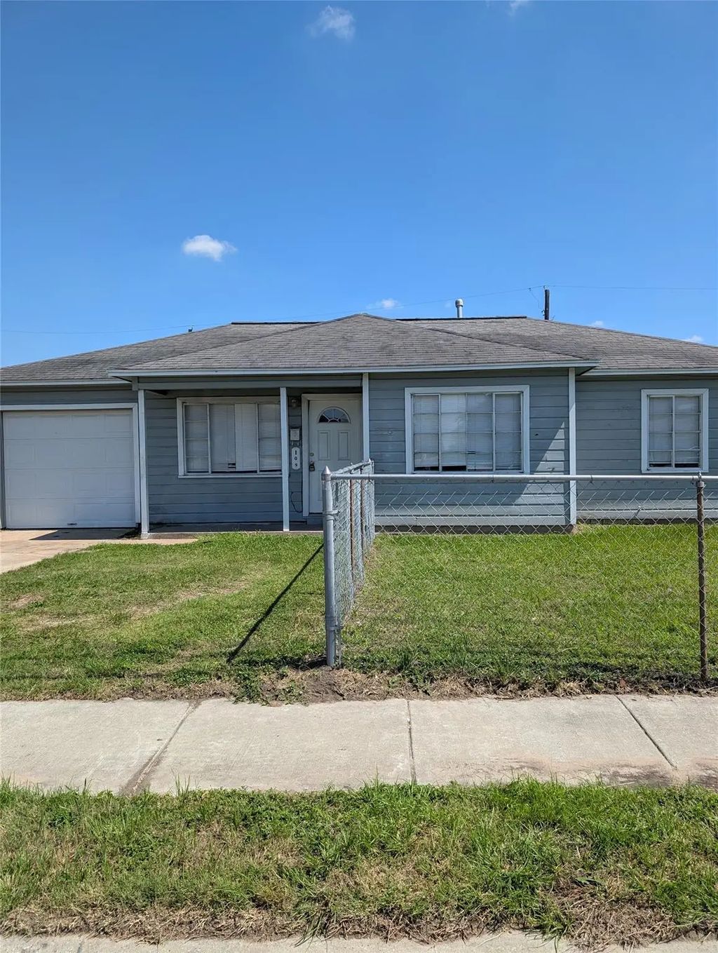 109 E Parker Road, Houston
