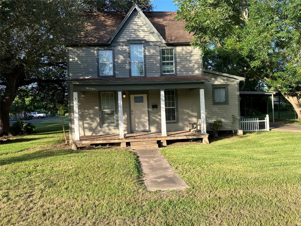 701 August Street, El Campo