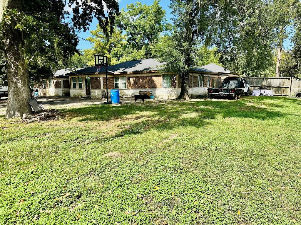 9302 Forest Dale Lane, Houston
