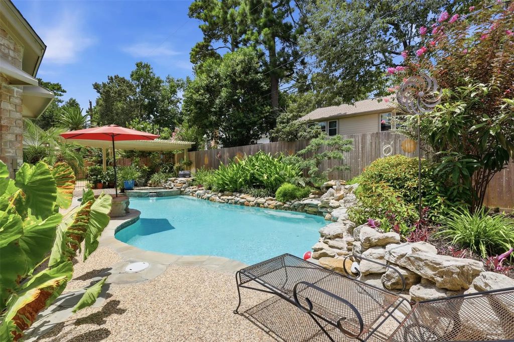 9414 Windrush Drive, Spring