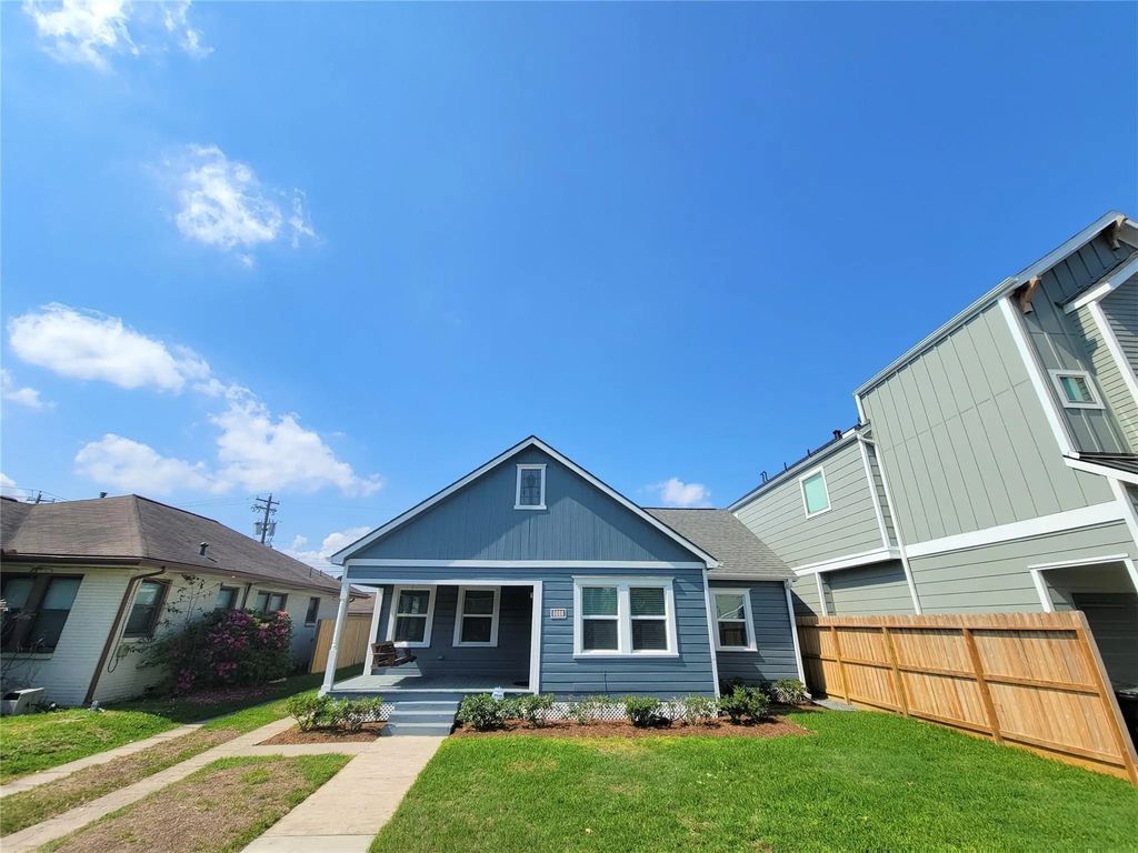 1111 Dorothy Street, Houston