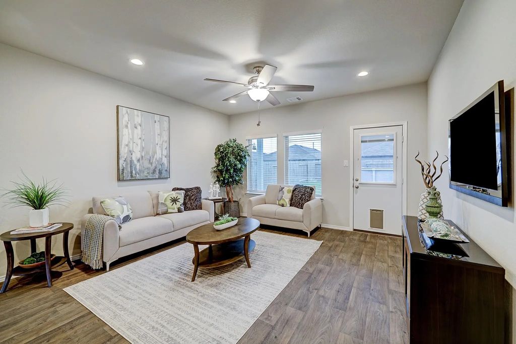 14242 W Pine Heart Drive, Conroe