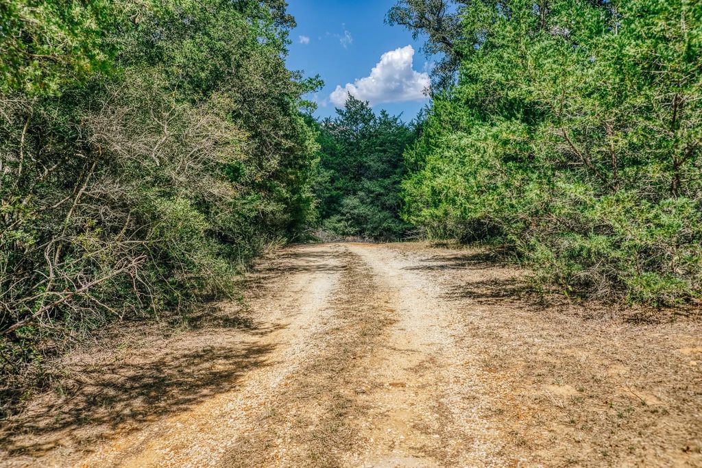 9713 County Road 316, Caldwell