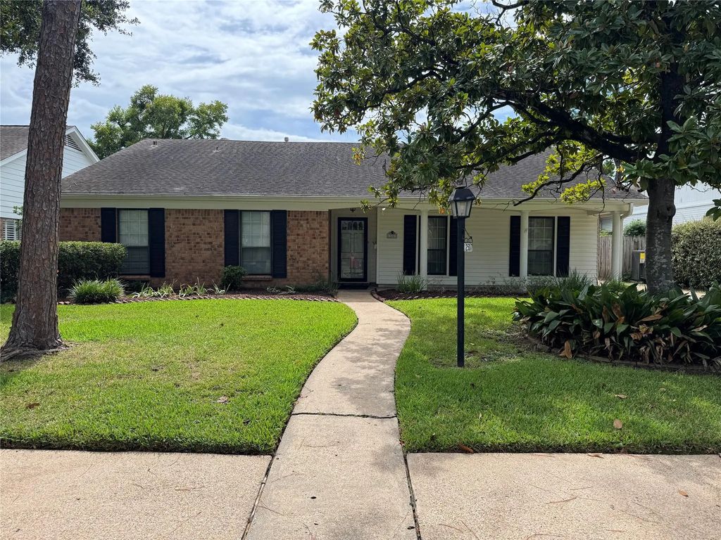 12507 Kingsride Lane, Houston