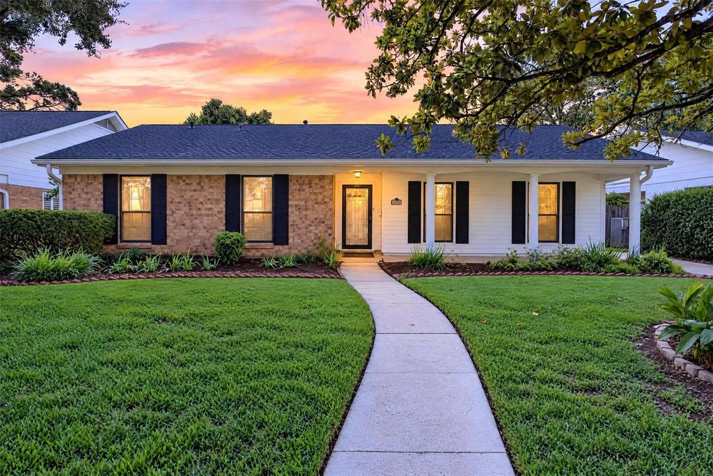 12507 Kingsride Lane, Houston