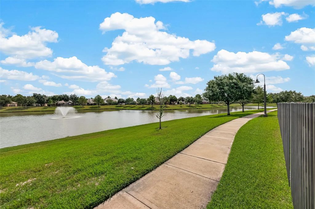 1738 Palmetto Park Drive, Katy