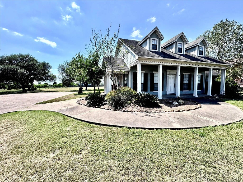 720 N Us Hwy 77, Schulenburg