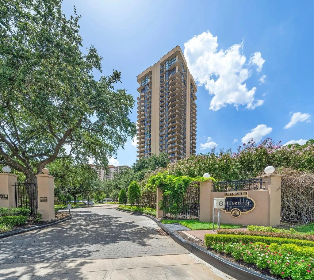 3350 Mccue Road 603, Houston