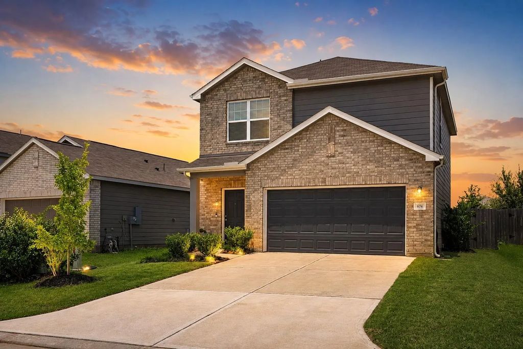674 Amesbury Road, Montgomery