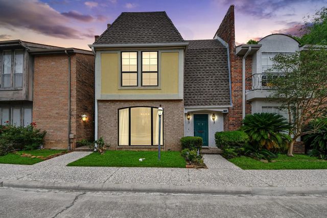 1734 S Gessner Road, Houston