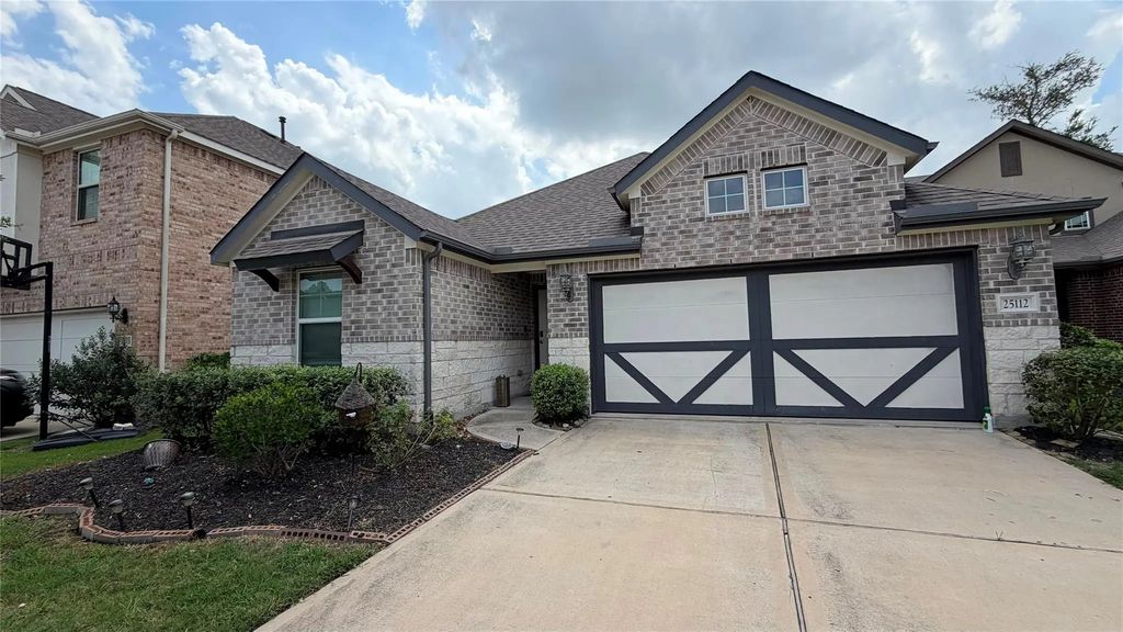 25112 Slow Pines Drive, Porter
