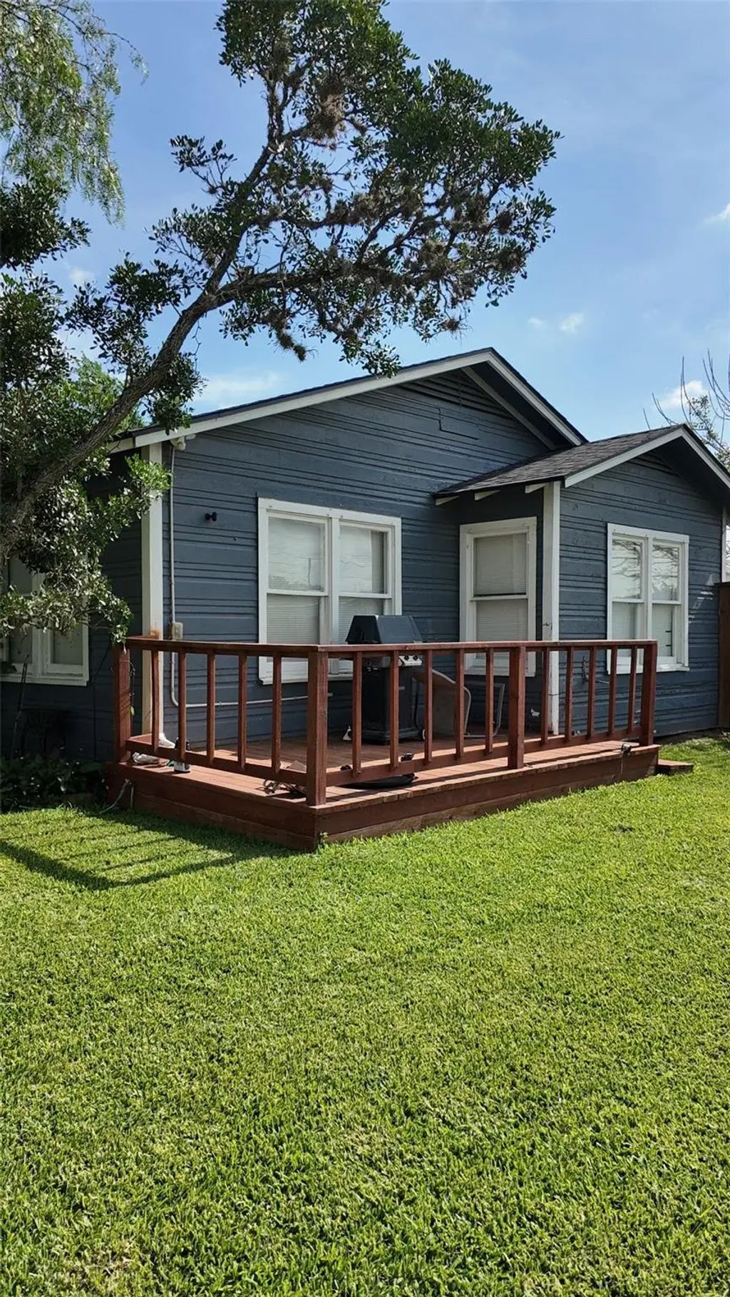 305 Dunn St, Cuero