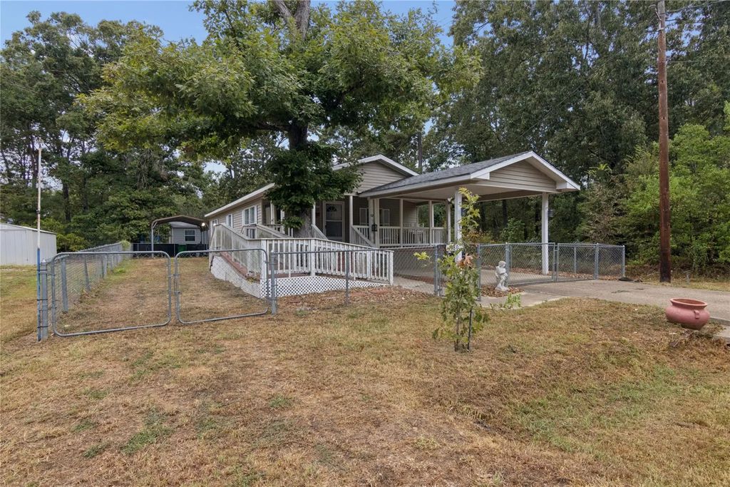 380 Antigua Drive, Point Blank