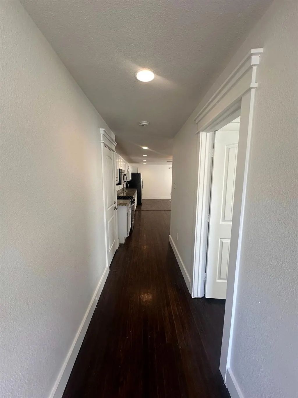 626 W 10th Street, Dallas