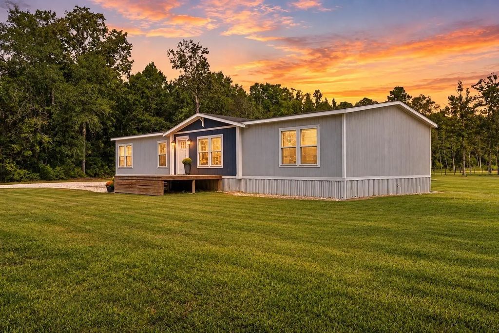 5170 Hob Warren Road, Sour Lake