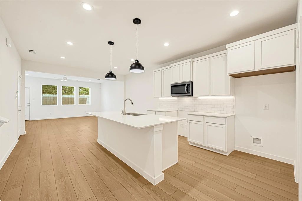 3225 Dennis Street, Houston