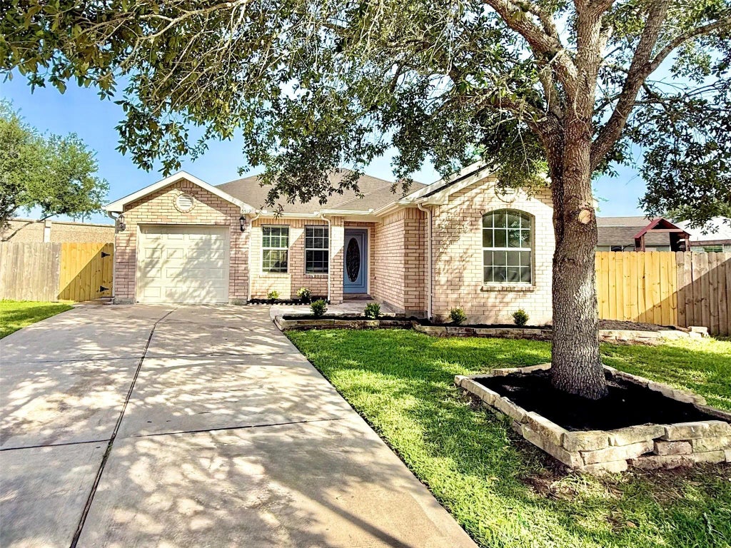 5519 Rios Sabinas Street, Rosharon