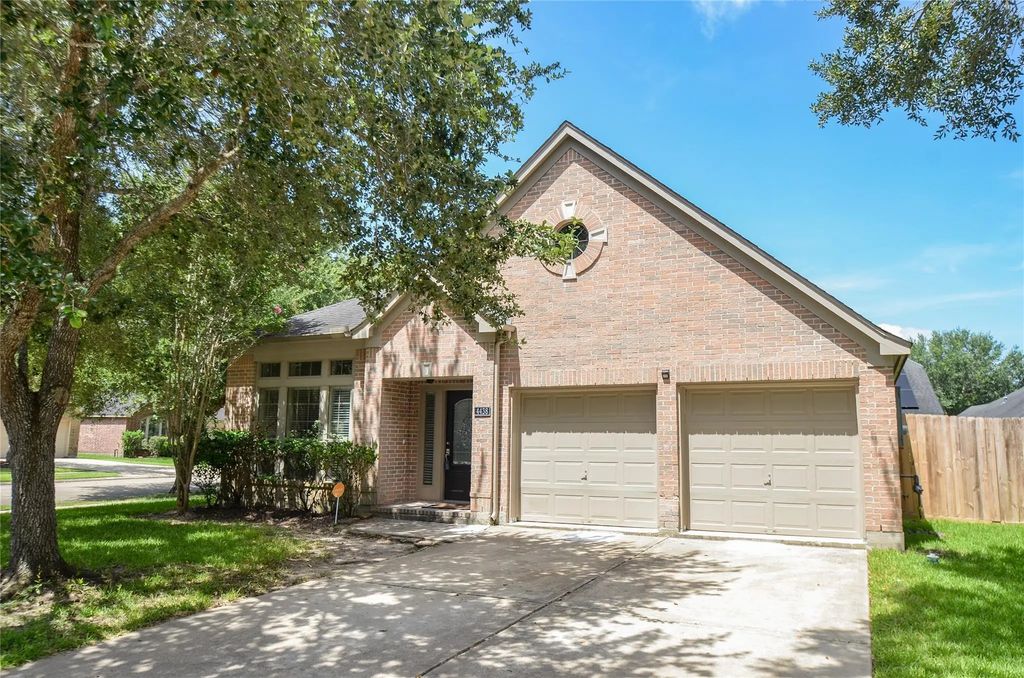 4438 Kirk Manor Court, Fresno