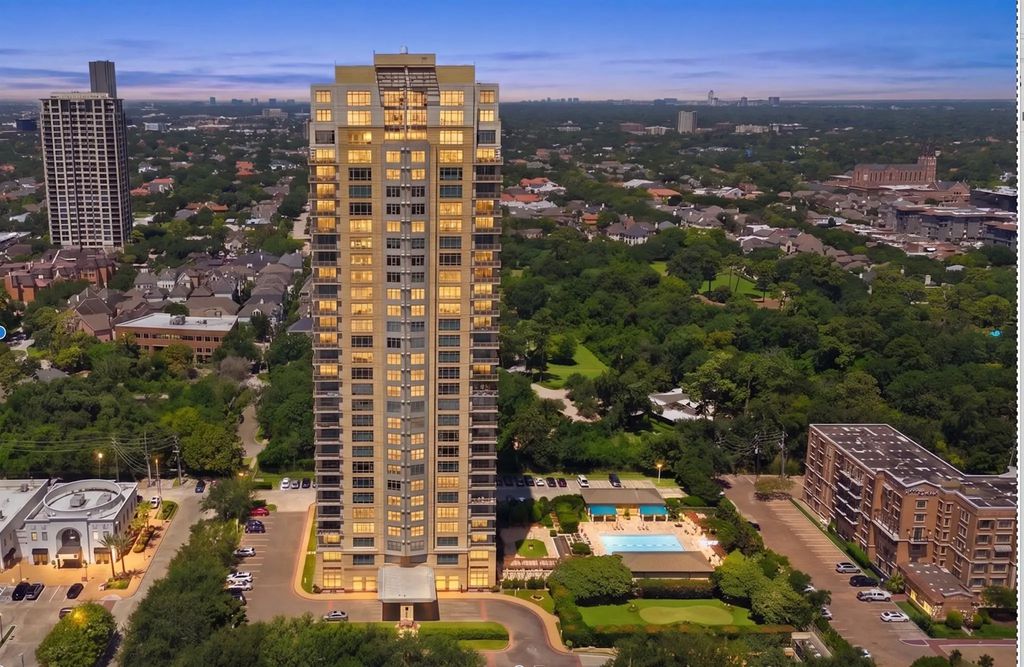 1100 Uptown Park Boulevard 192, Houston