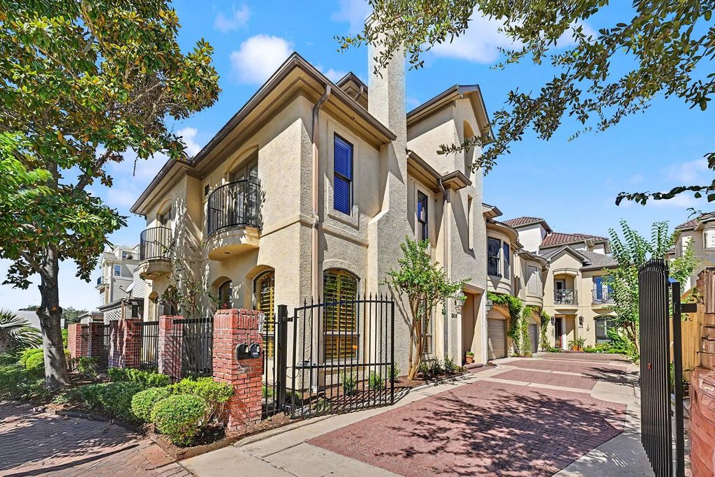 2410 Mimosa Drive, Houston