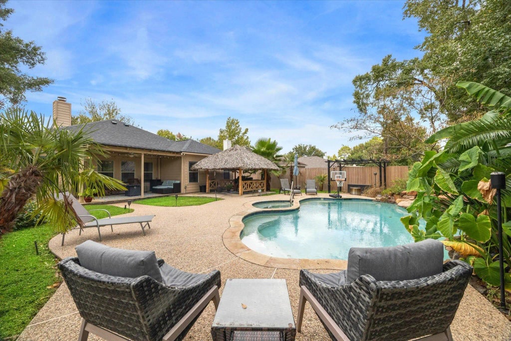 249 Mesa View, Conroe