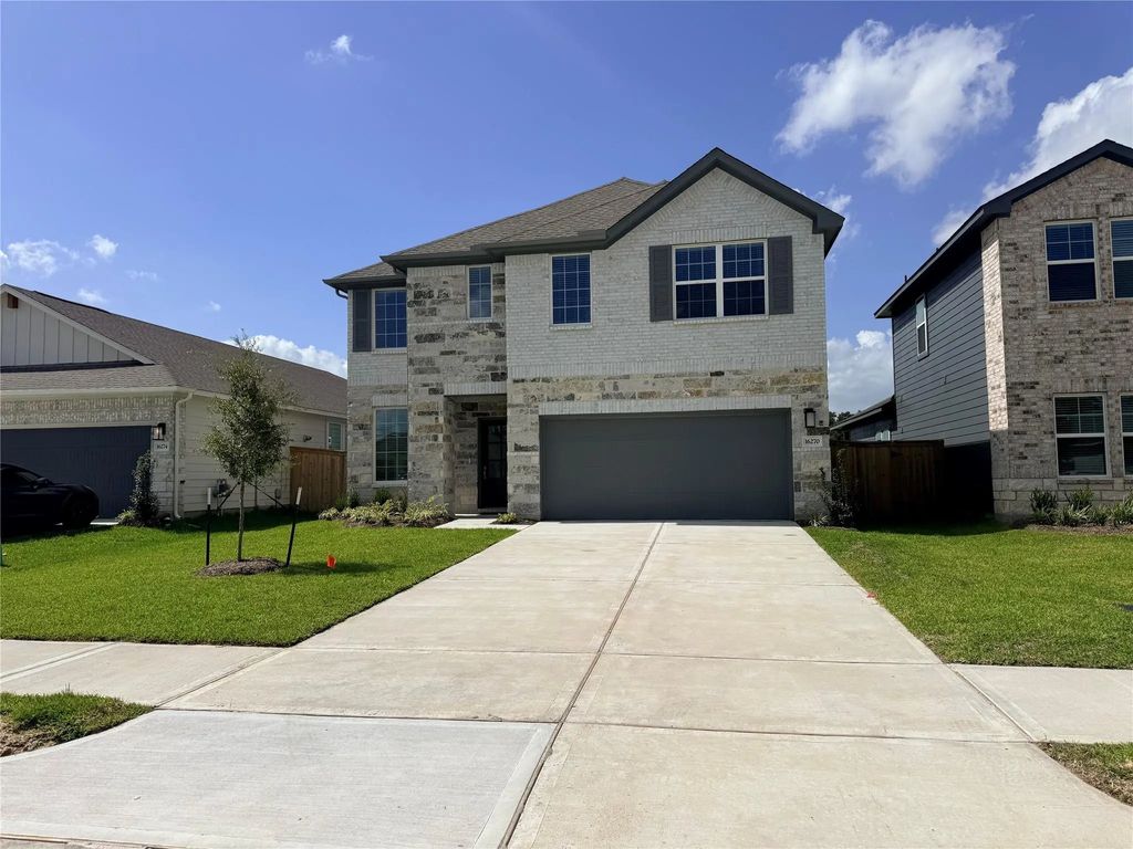 16270 Parish Pointe Court, Conroe