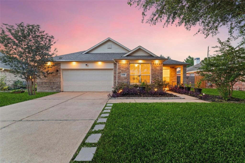 18018 Secret Branch Lane, Cypress