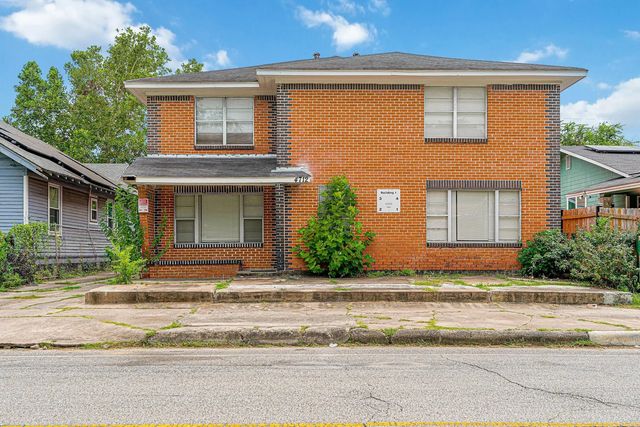 4720 Polk Street, Houston